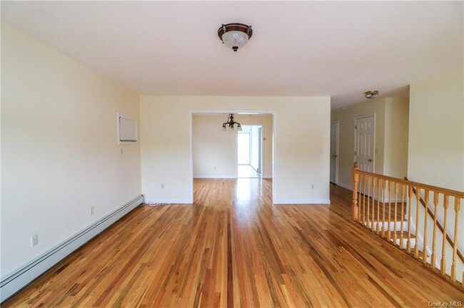 1472 Nepperhan Ave, Yonkers, NY 10703 - Room for Rent in Yonkers, NY ...