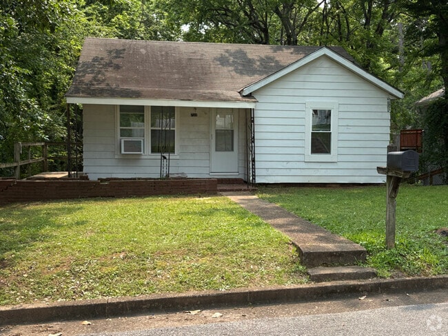 Building Photo - 711 Grandview Ave
