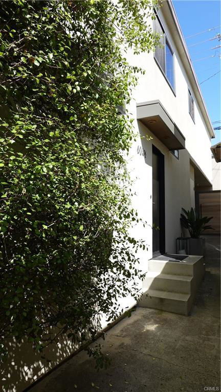 Primary Photo - 604 Poinsettia Ave