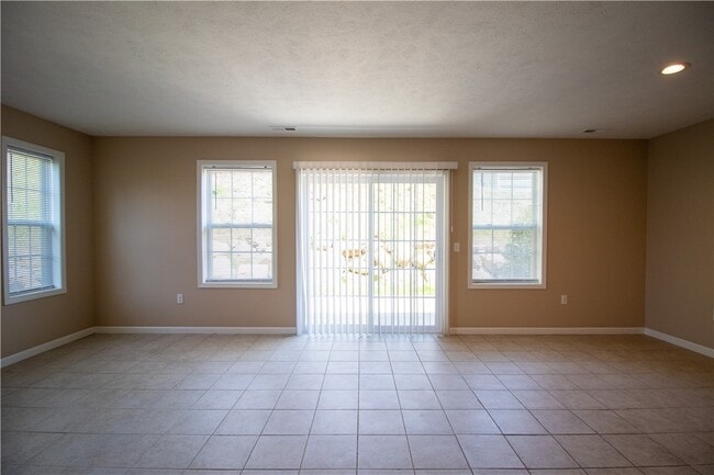 Building Photo - 4925 Grouse Hollow Drive