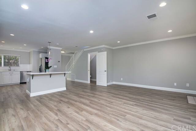Building Photo - 1269 Paseo Dorado