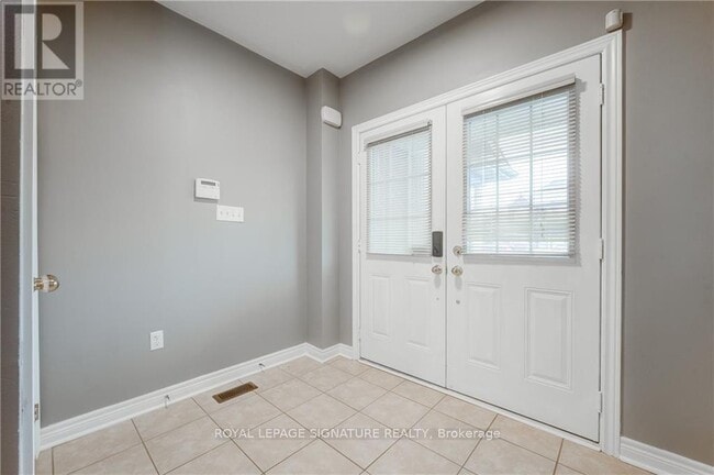 Building Photo - 10 Keith Cres