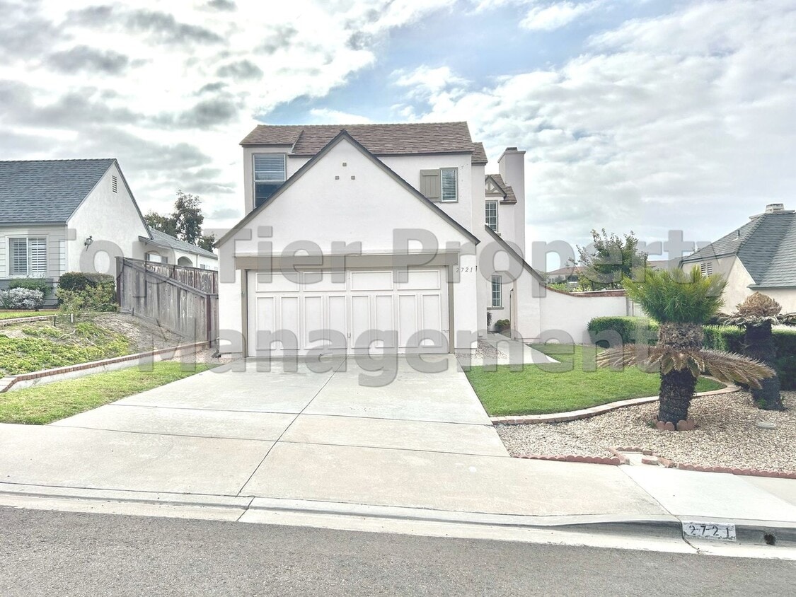 Primary Photo - ***Beautiful 3 bed / 2.5 bath House in a N...