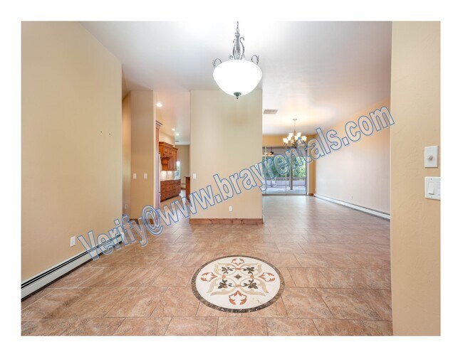 Foto del edificio - 3760 Horizon Glen Ct