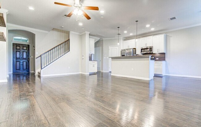 Foto del edificio - 13400 Briarwick Dr