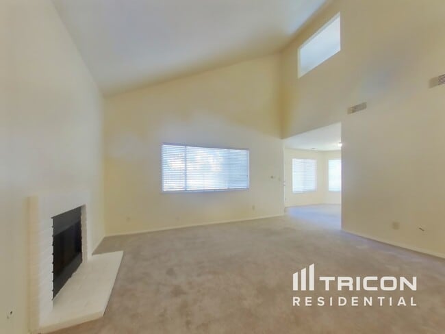 Foto del edificio - 217 Sunhaven Dr