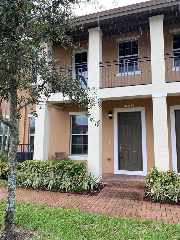 1332 SW 147th Ter, Pembroke Pines, FL 33027 Townhome Rentals in