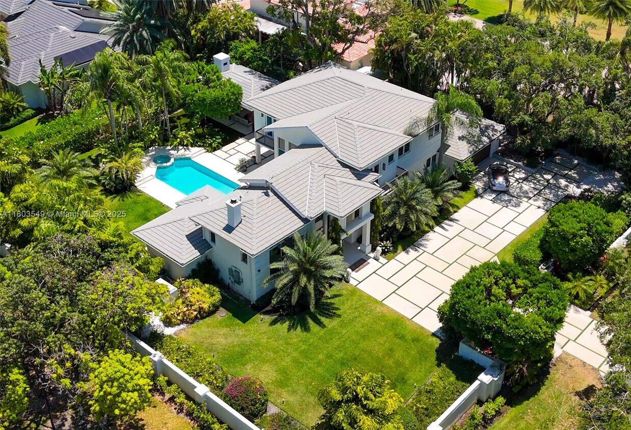 Foto principal - 7201 Ponce De Leon Rd