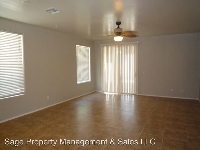 Building Photo - 3 br, 2 bath House - 1018 E. Susan Ln