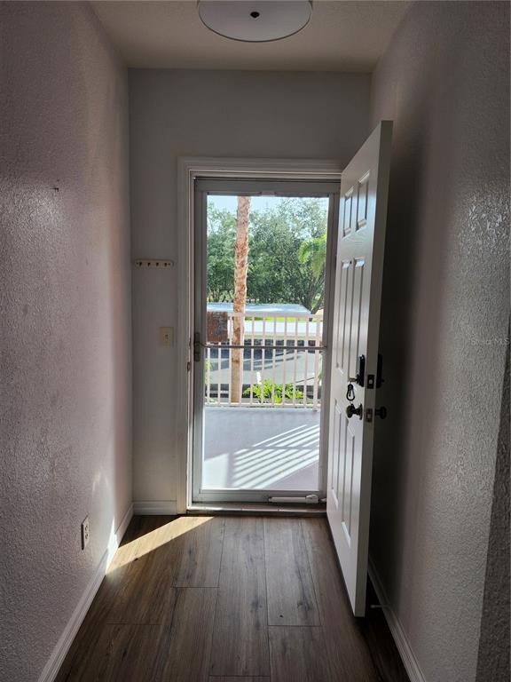 Building Photo - 2061 Willow Hammock Cir
