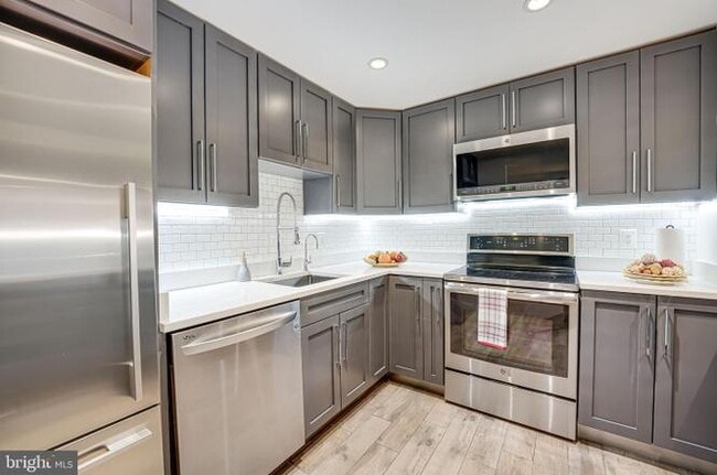 Photo - 7600 Tremayne Pl Apartment