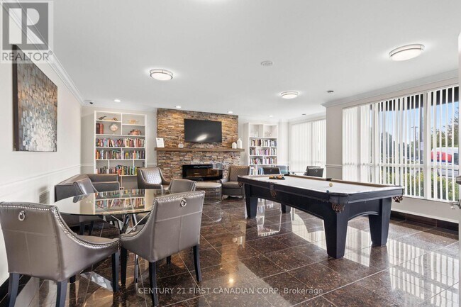 Photo du bâtiment - 353 Commissioners Rd W