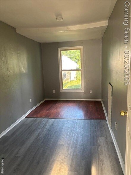 Foto del edificio - 3508 N Genesee Rd