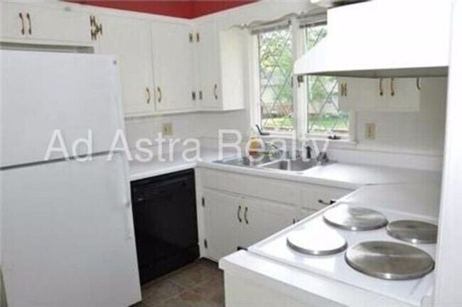 Foto del edificio - Beautiful North Johnson County Home-Available in JUNE!!