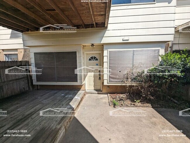 Foto del edificio - 3/2.5 Two-Story Townhome Now Available!