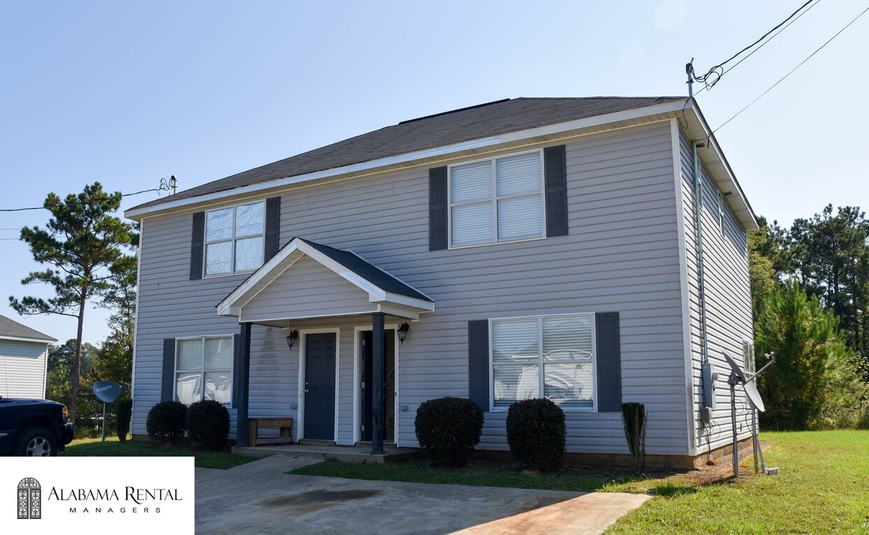 Primary Photo - 11424 Oak Arbor Way