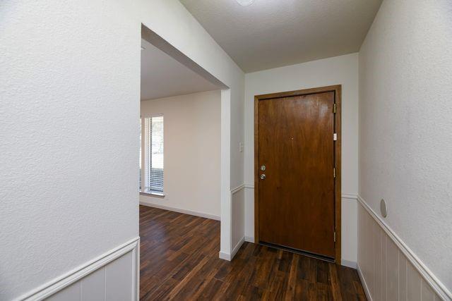 Foto del edificio - 623 Kirby Ln