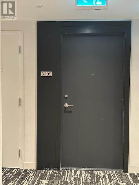 Building Photo - 252 Church St