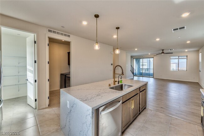 Foto del edificio - 11560 Ashy Storm Ave