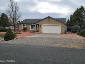 Building Photo - 8101 E Dust Devil Dr