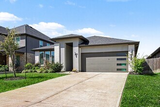 Building Photo - 28514 Eli Eagle St