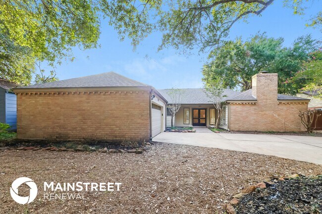 Foto del edificio - 4515 Sylvan Glen Dr