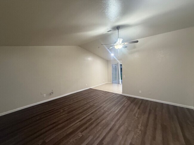 Photo - APPLY FOR THIS BEAUTIFUL HOME TODAY!