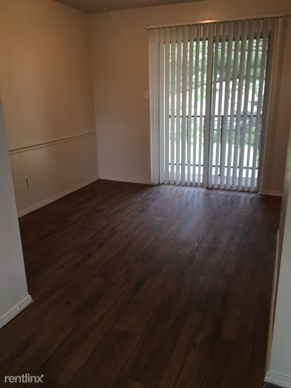Foto del edificio - 6725 Buncombe Rd