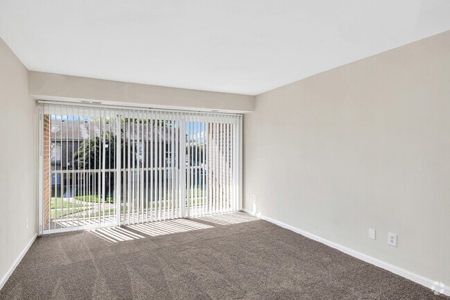 1 habitación, 1 baño - 1000 pies cuadrados - The Maury - Sala de estar - University Apartments