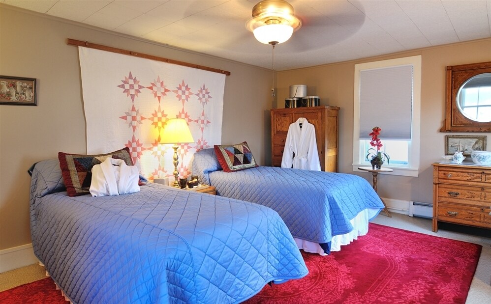 235 E Lamb St, Bellefonte, PA 16823 House Rental in Bellefonte, PA