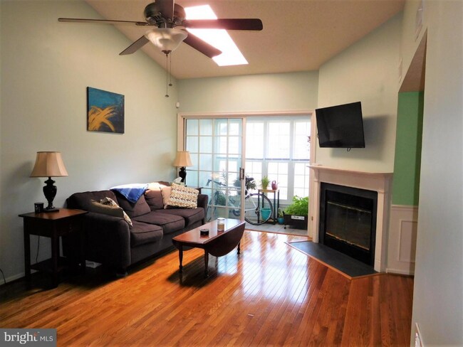 Foto del edificio - 9300 Caspian Way