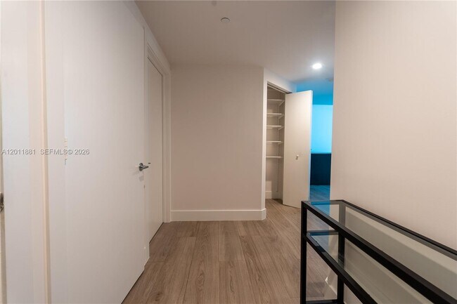 Building Photo - 500 Brickell Ave
