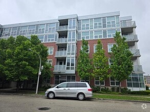 Building Photo - 17 W 36th St