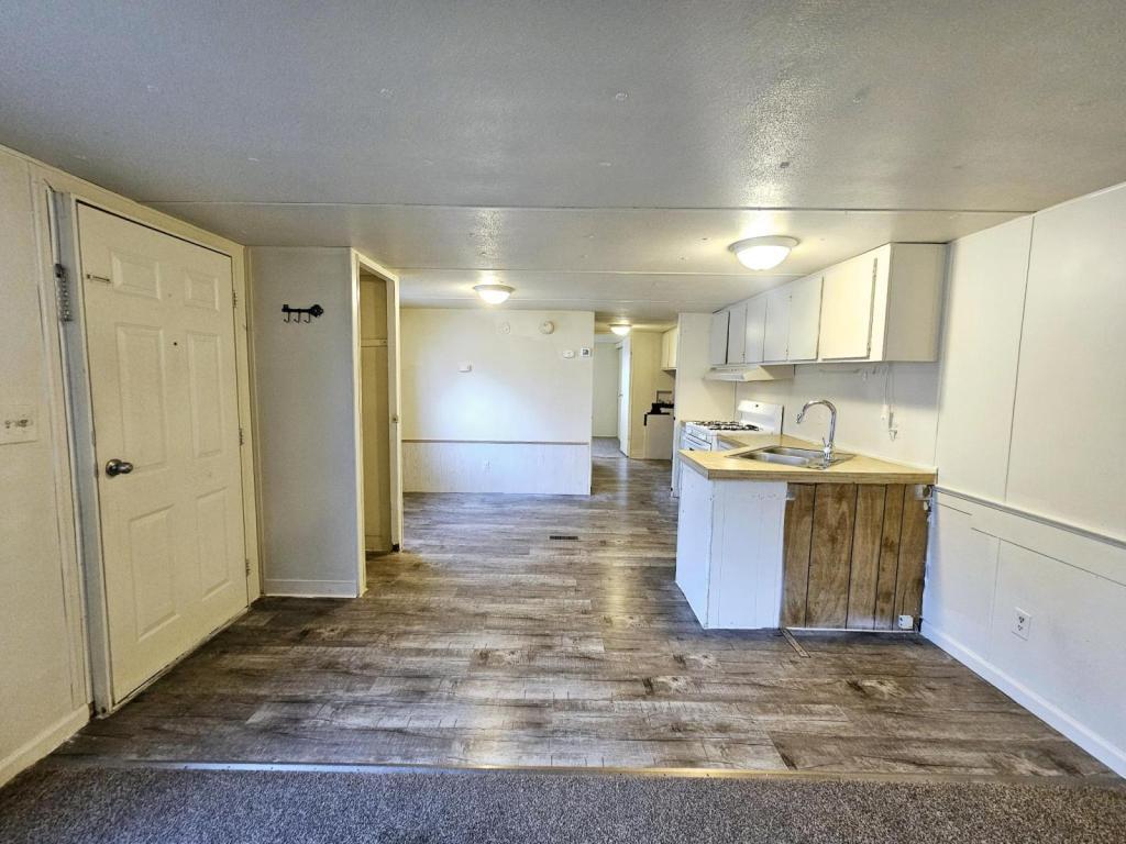 Photo - 300 Medary Ave S #76