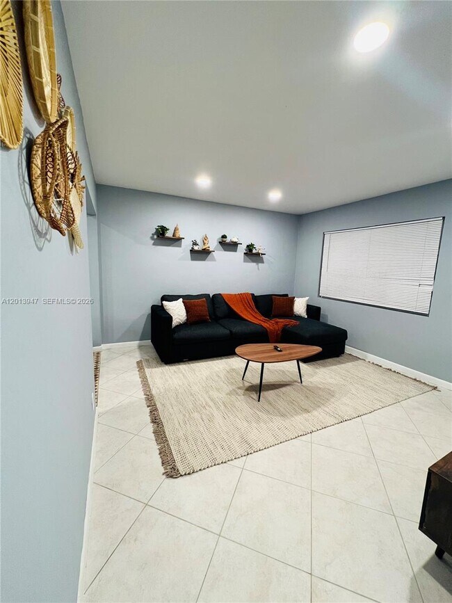 Foto del edificio - 280 NW 55th St