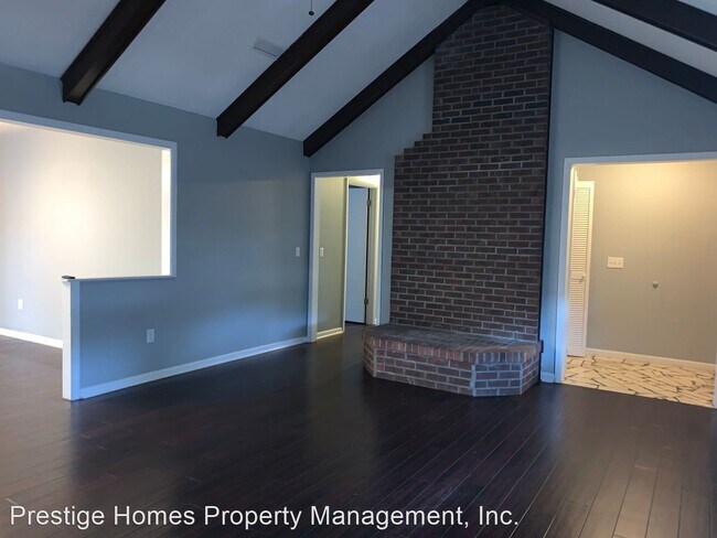 Building Photo - 3 br, 2 bath House - 202 Heritage Blvd