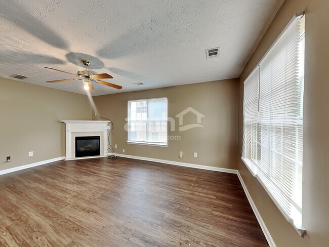 Building Photo - 200 Siesta Key Ct