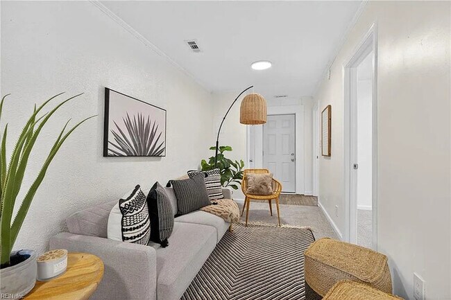 Building Photo - 1128 43rd St