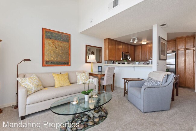 Foto del edificio - 2 br, 2 bath House - 723 East Victoria Str...