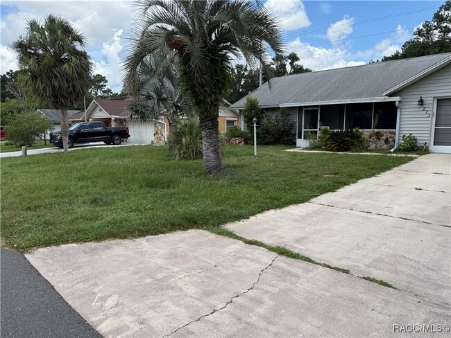 Building Photo - 273 W Sugarberry Ln