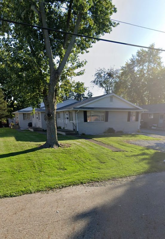 234 Kennedy St, Louisville, OH 44641 Apartment for Rent in Louisville