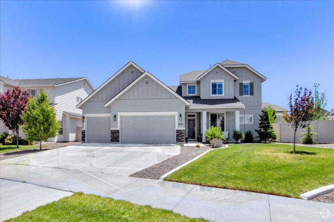Building Photo - 2037 W Wood Chip Dr