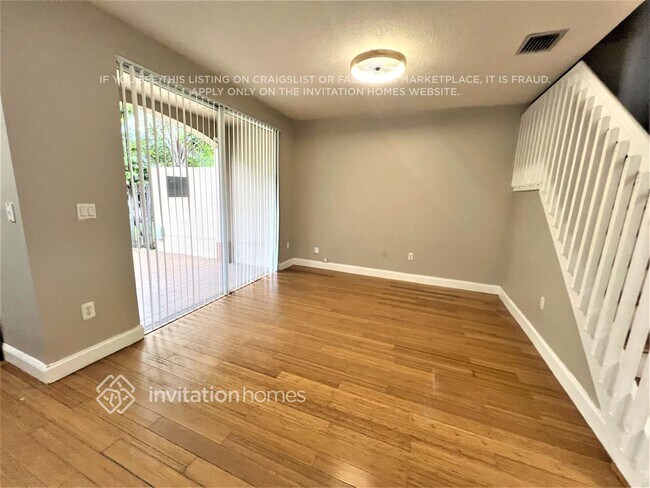 Foto del edificio - 186 Riverwalk Cir