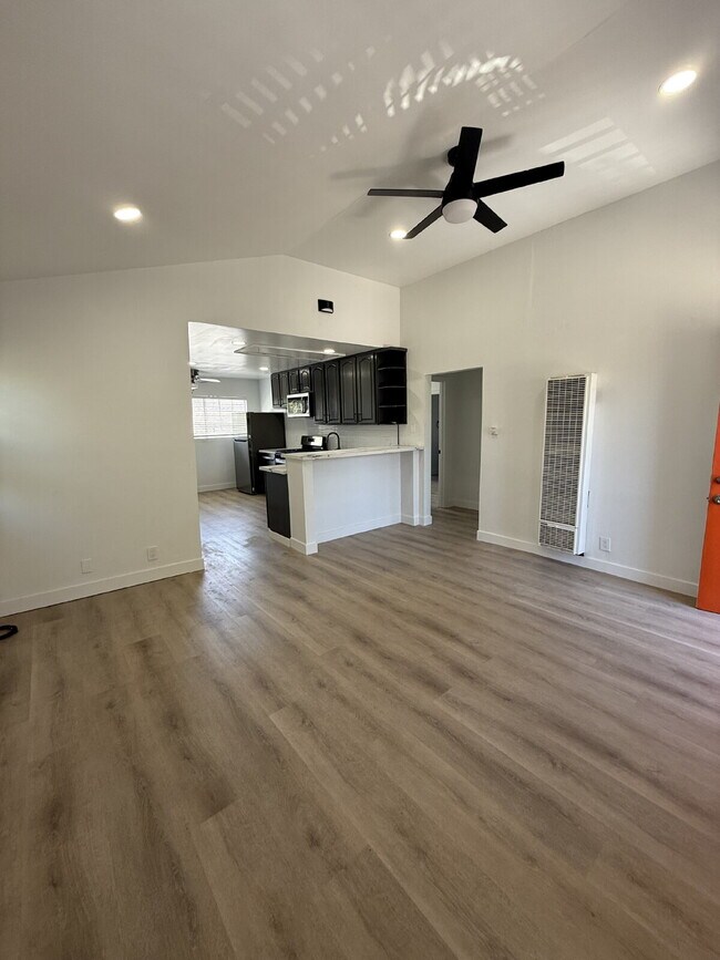 Building Photo - Beautifully Remodeled 2-Bedroom Home Near Downtown Livermore