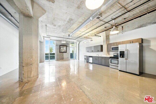 Foto del edificio - 825 East 4th St