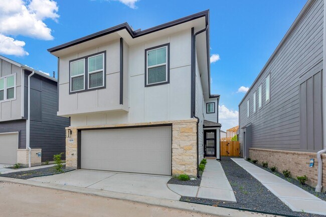 Building Photo - 4208 Lyons Fall Ln