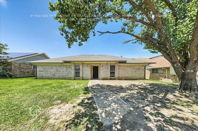 Building Photo - 2311 Statler Dr