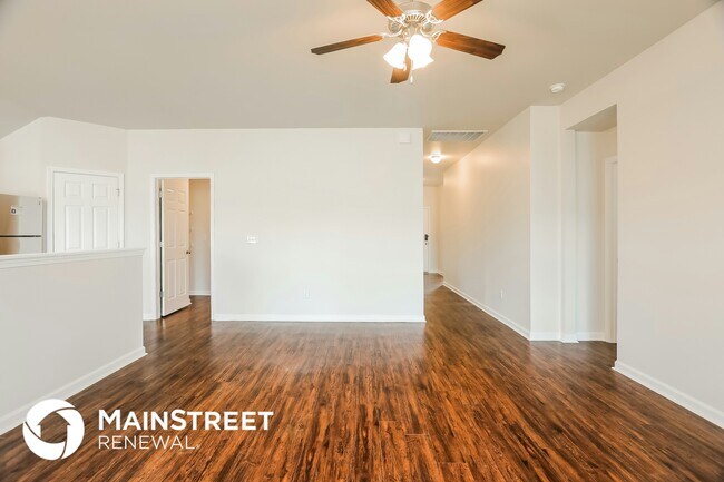 Foto del edificio - 490 Woodland Crst Rd