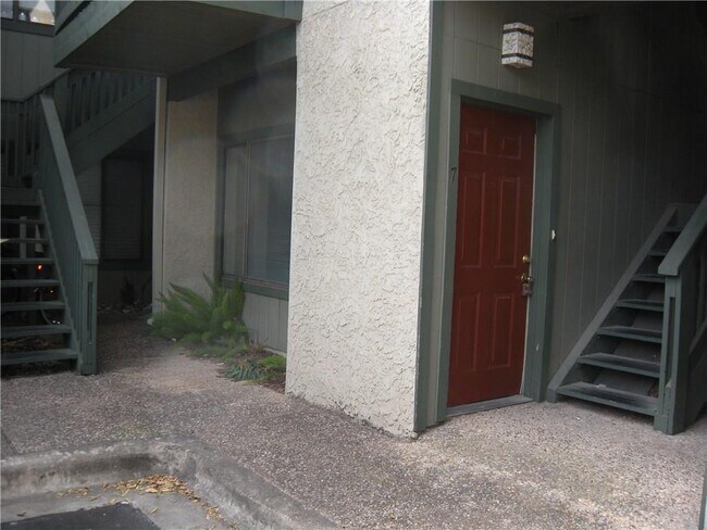 Foto del edificio - 601 Nelray Blvd