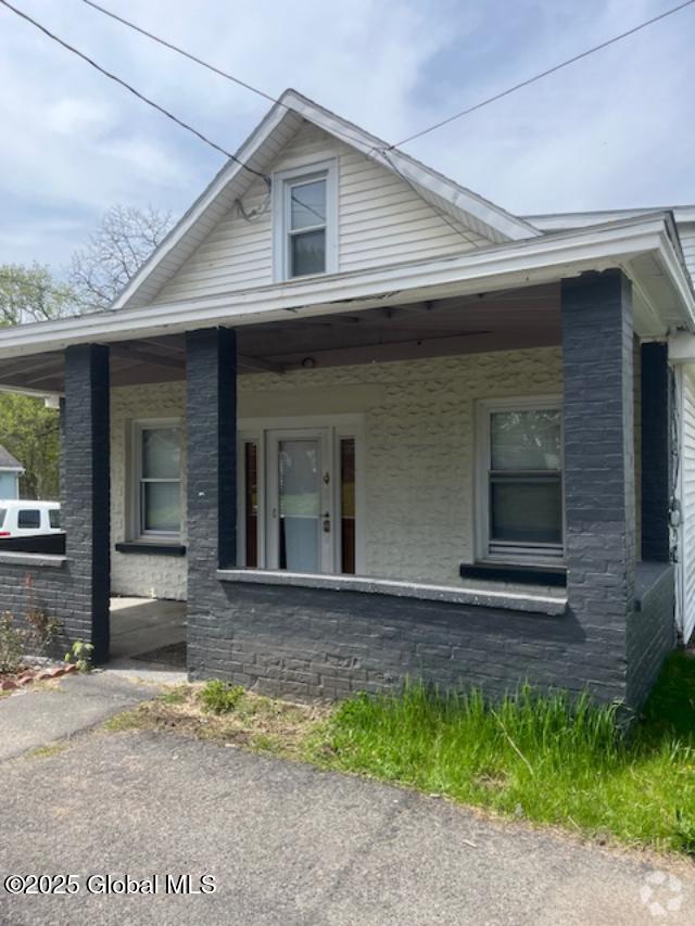 Building Photo - 1143 River Rd